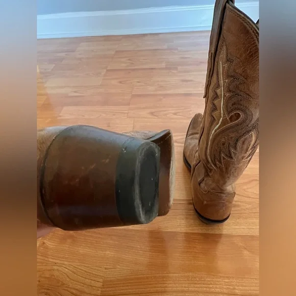 Lucchese Brown Western Boots - Picture 7 of 9